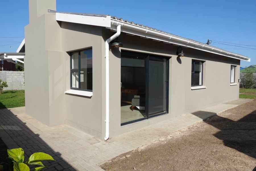 5 Bedroom Property for Sale in Die Eiland Western Cape